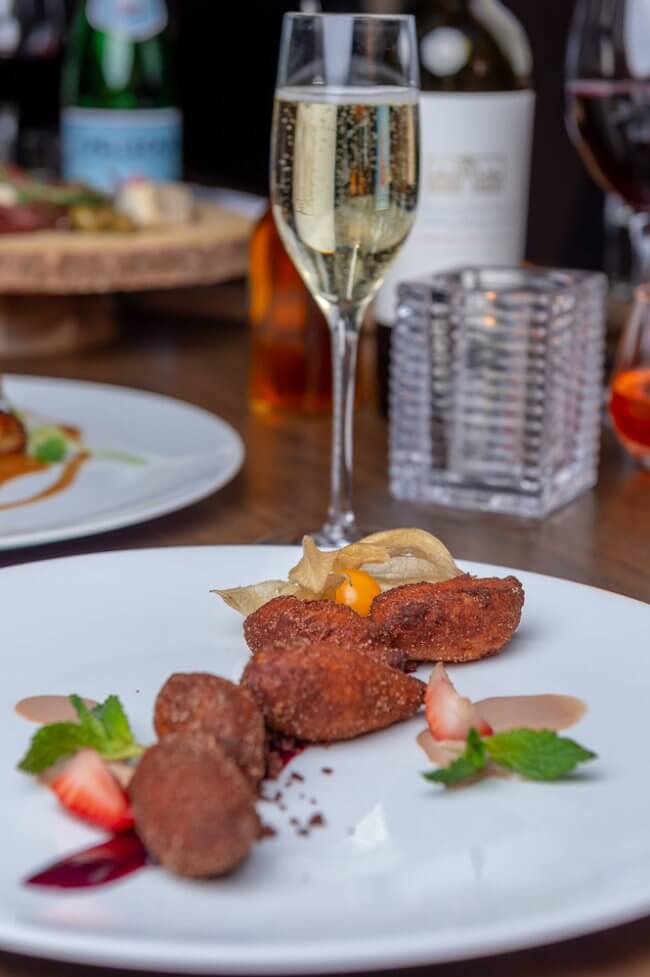 Ricotta Zeppolle ‘Italian Doughnut'